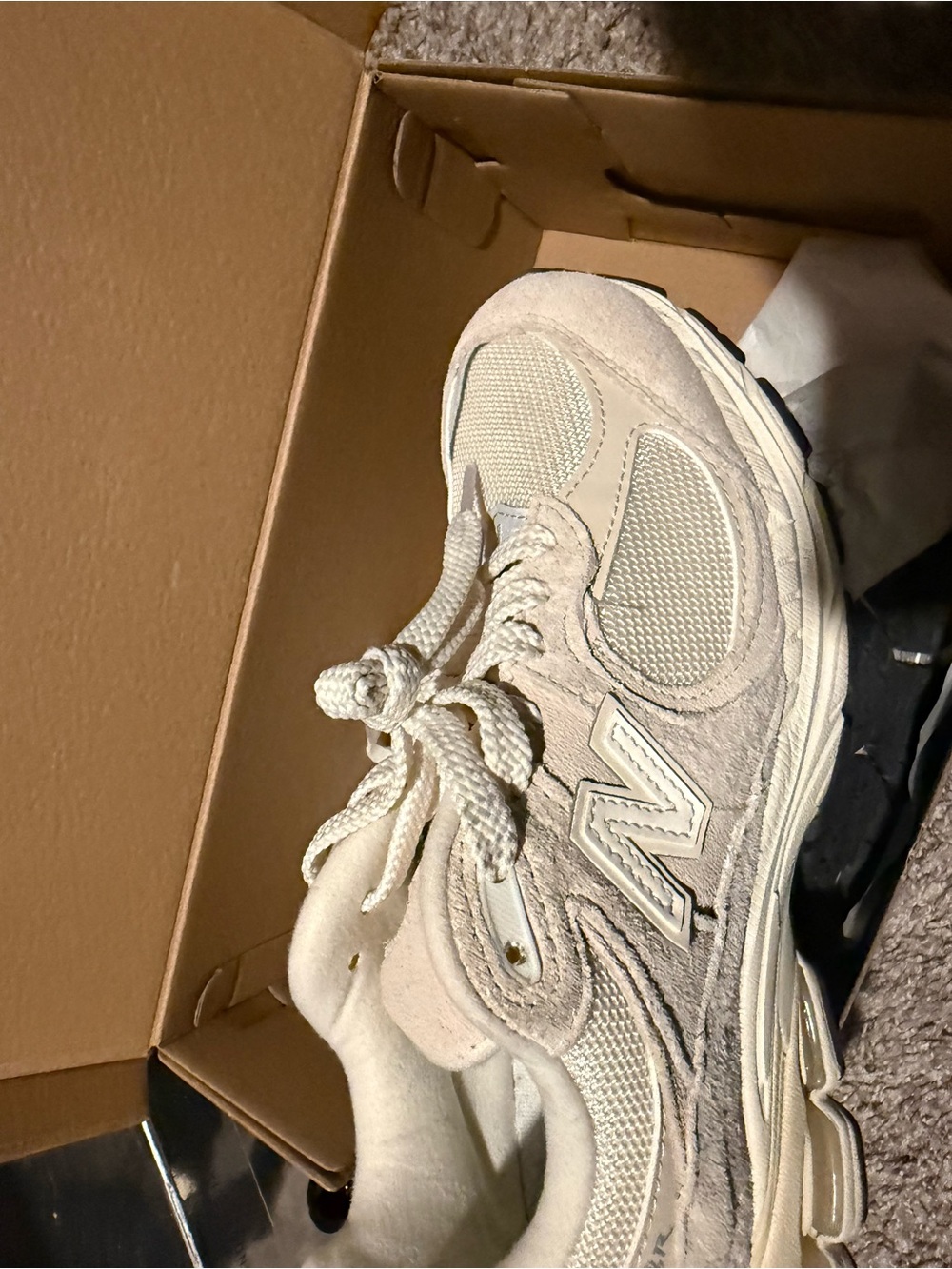 New Balance Women’s Cream/Tan Lace-Up Sneakers